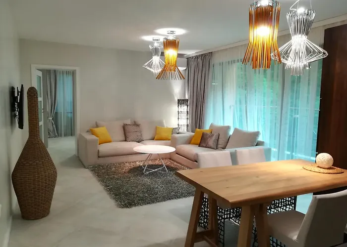 Апартаменты Sunrise Complex