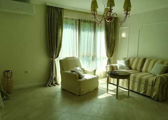 Daire Sunrise Complex *