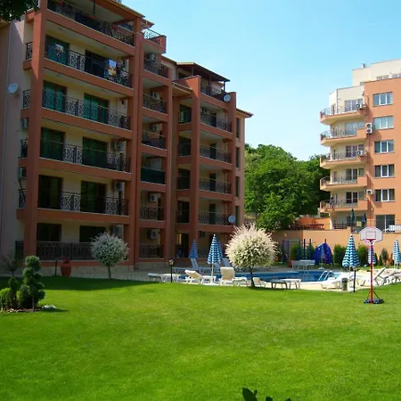 Sunrise Complex Apartment