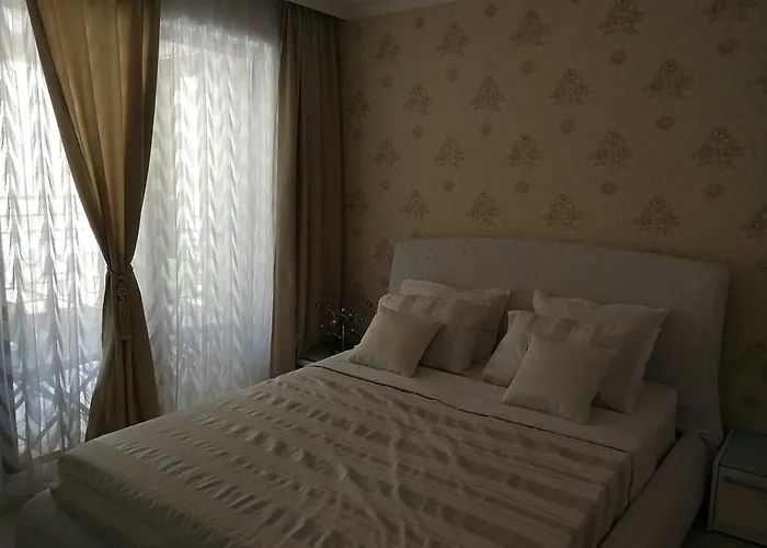 Sunrise Complex Apartment