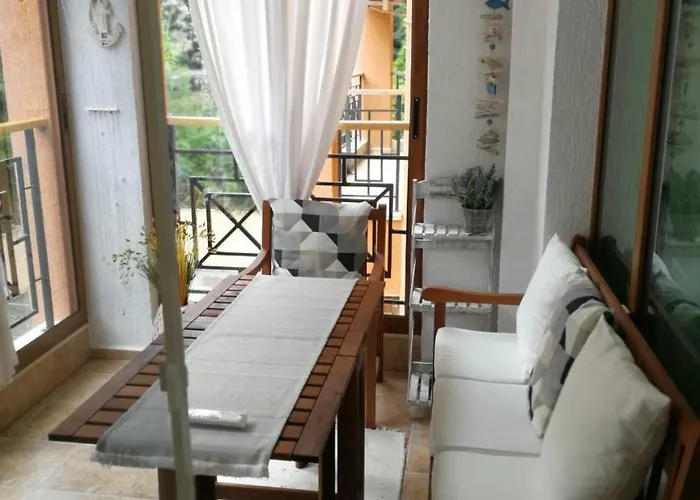 Sunrise Complex Apartment *